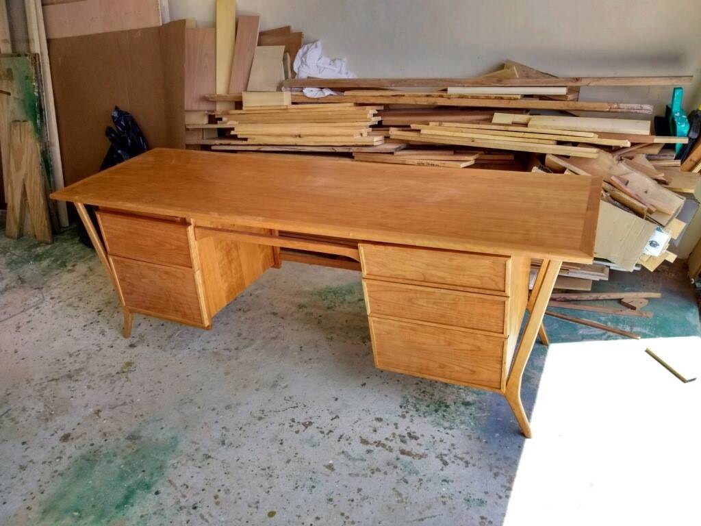 Cherry-Wood-Desk